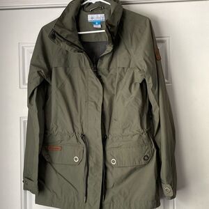 Columbia Army Green Remoteness Jacket Size Small
